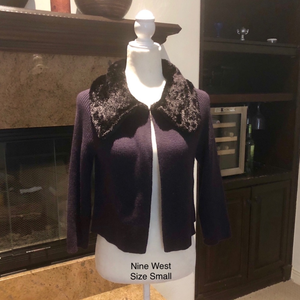 Cardigan w/ Fur Collar